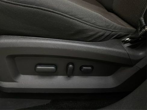 Used 2013 Ford Edge SEL image 23