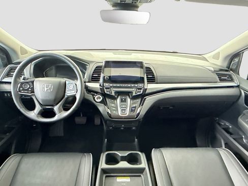 Used 2024 Honda Odyssey Elite image 13