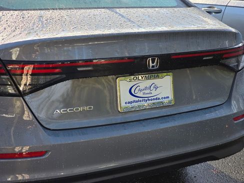 Certified 2025 Honda Accord SE image 27