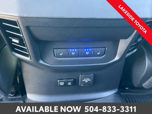 Used 2023 Toyota Tundra Platinum image 27