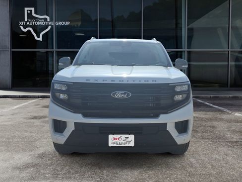 New 2026 Ford Expedition Max Active AWD/4WD image 8