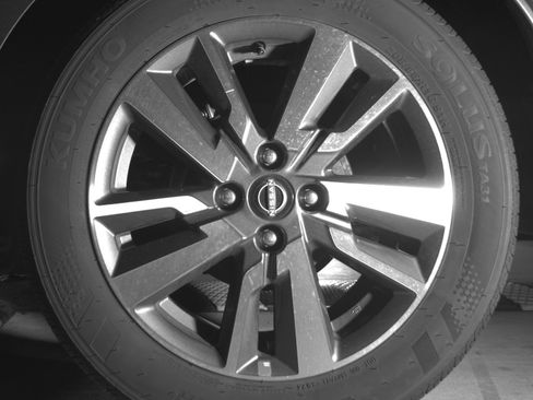 Used 2025 Nissan Versa SV image 14