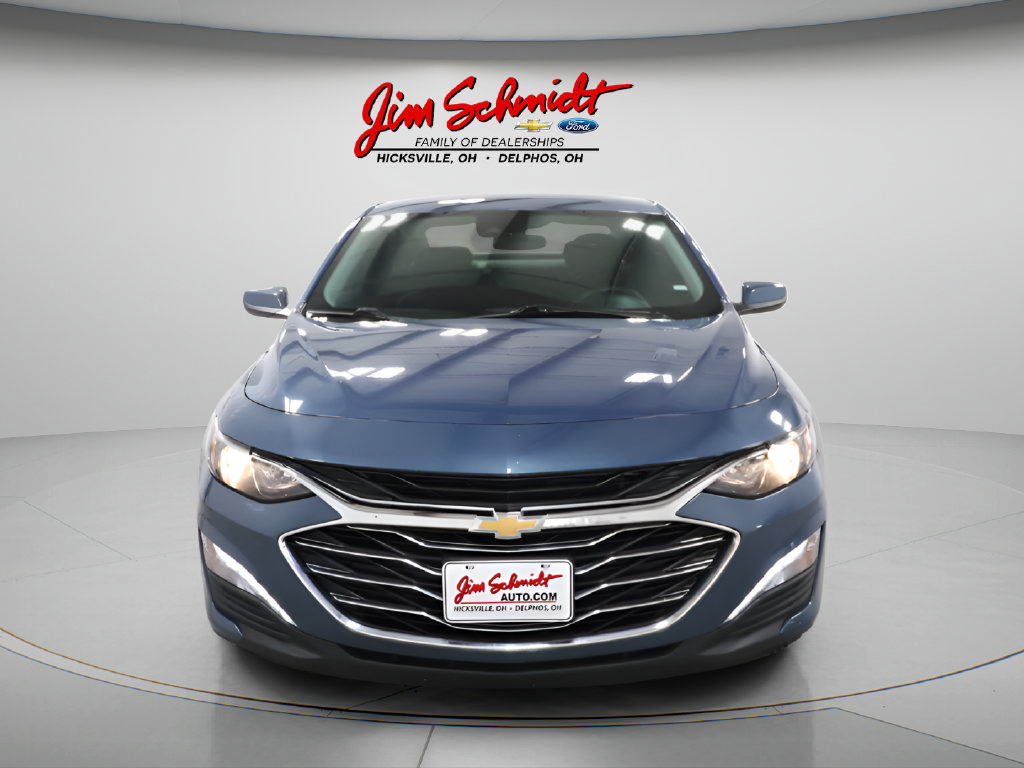 Used 2024 Chevrolet Malibu LT FWD image 2