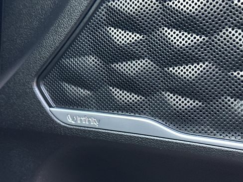 Used 2020 Hyundai Santa Fe SEL w/ Convenience + Premium Package image 23