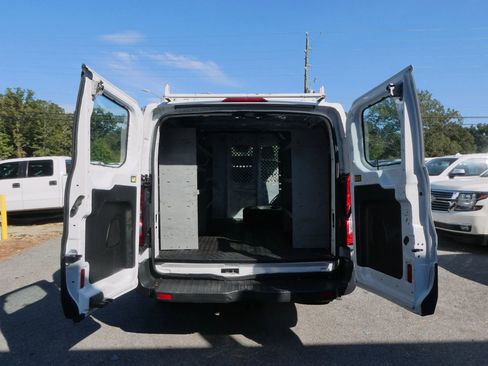 Used 2016 Ford Transit 250 130 Low Roof w/ Exterior Upgrade Package RWD image 7