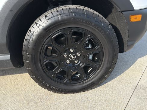 Used 2025 Ford Bronco Sport Badlands AWD/4WD image 13