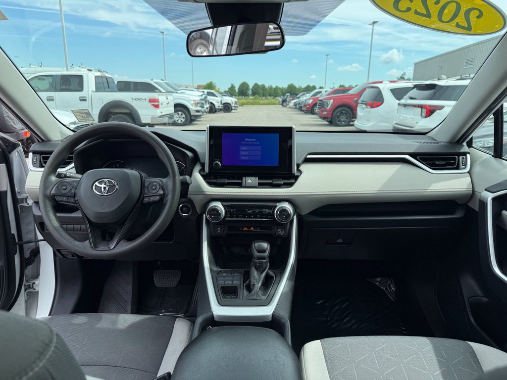 Used 2025 Toyota RAV4 XLE w/ Convenience Package AWD/4WD image 11