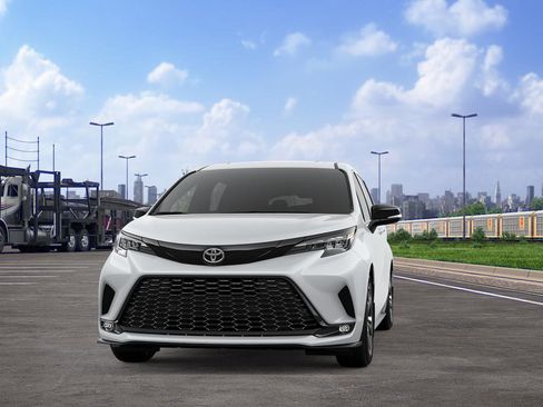 New 2026 Toyota Sienna XSE AWD/4WD image 3