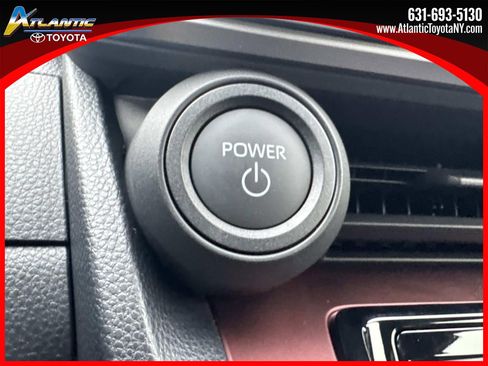 New 2026 Toyota Prius SE image 15