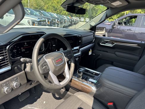 New 2026 GMC Sierra 1500 Elevation w/ Preferred Package image 13