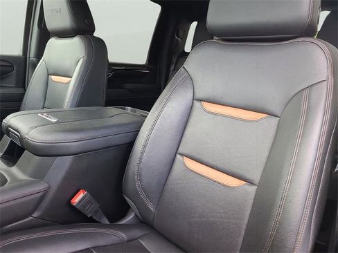 Used 2024 GMC Sierra 2500 AT4 w/ AT4 Premium Plus Package image 21