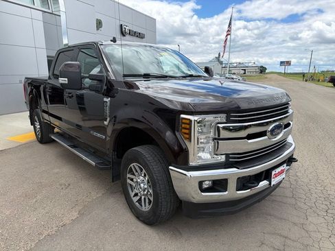 Used 2019 Ford F250 Lariat w/ Lariat Ultimate Package AWD/4WD image 2