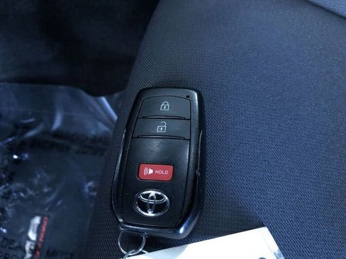 Certified 2025 Toyota Tacoma TRD Off-Road image 25