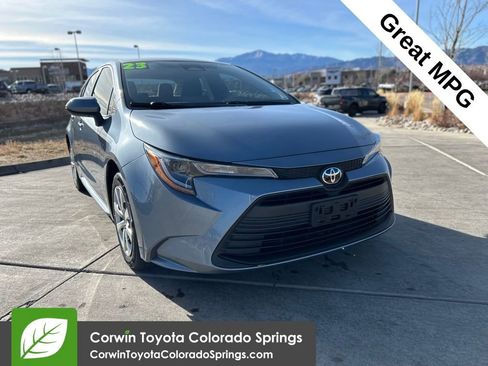 Used 2023 Toyota Corolla LE image 1