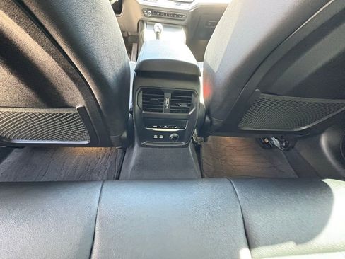 Used 2020 BMW 330i xDrive Sedan w/ M Sport Package AWD/4WD image 27