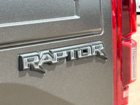 Used 2017 Ford F150 Raptor w/ Equipment Group 802A Luxury image 9