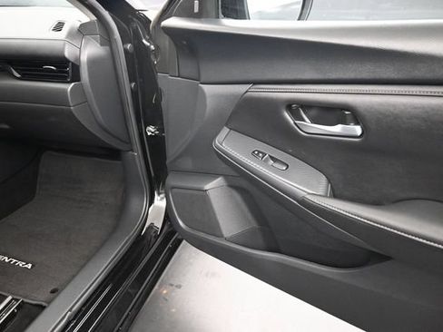 Used 2025 Nissan Sentra SV FWD image 24