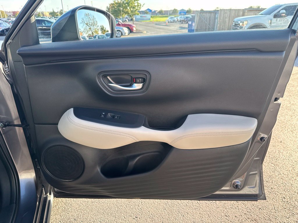 Used 2024 Honda HR-V LX image 35