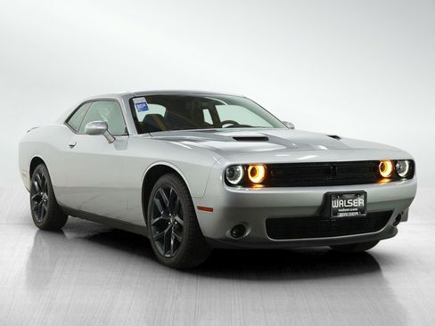 Used 2020 Dodge Challenger SXT w/ Blacktop Package image 7