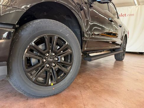 New 2025 Ford F150 Platinum w/ FX4 Off-Road Package image 23