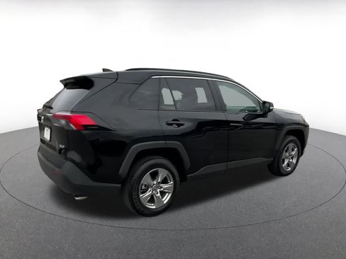 Used 2025 Toyota RAV4 XLE image 15