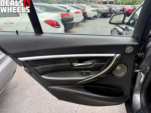 Used 2016 BMW 328i xDrive Sedan AWD/4WD image 34