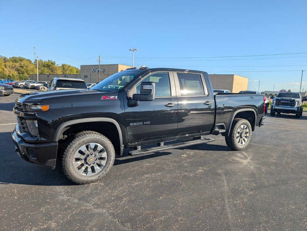New 2026 Chevrolet Silverado 2500 Custom AWD/4WD image 4