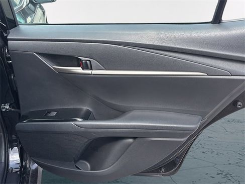 Used 2025 Toyota Camry LE image 12