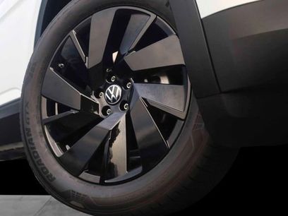 New 2026 Volkswagen Atlas SE