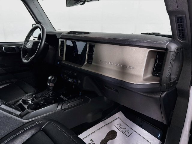 Used 2025 Ford Bronco Outer Banks w/ Black Appearance Package AWD/4WD image 31