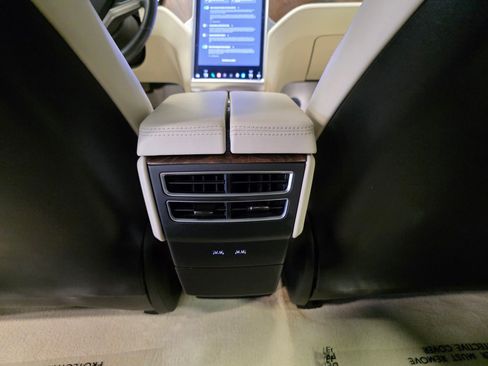 Used 2018 Tesla Model S 75D image 32