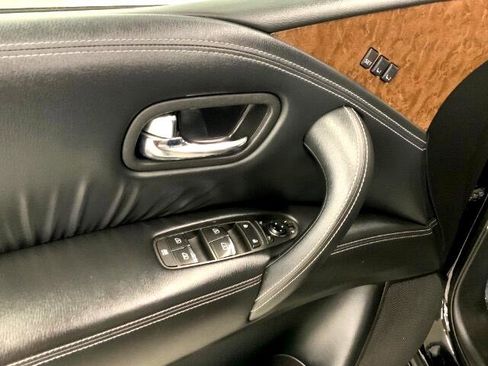 Used 2015 INFINITI QX80 2WD 4dr image 32