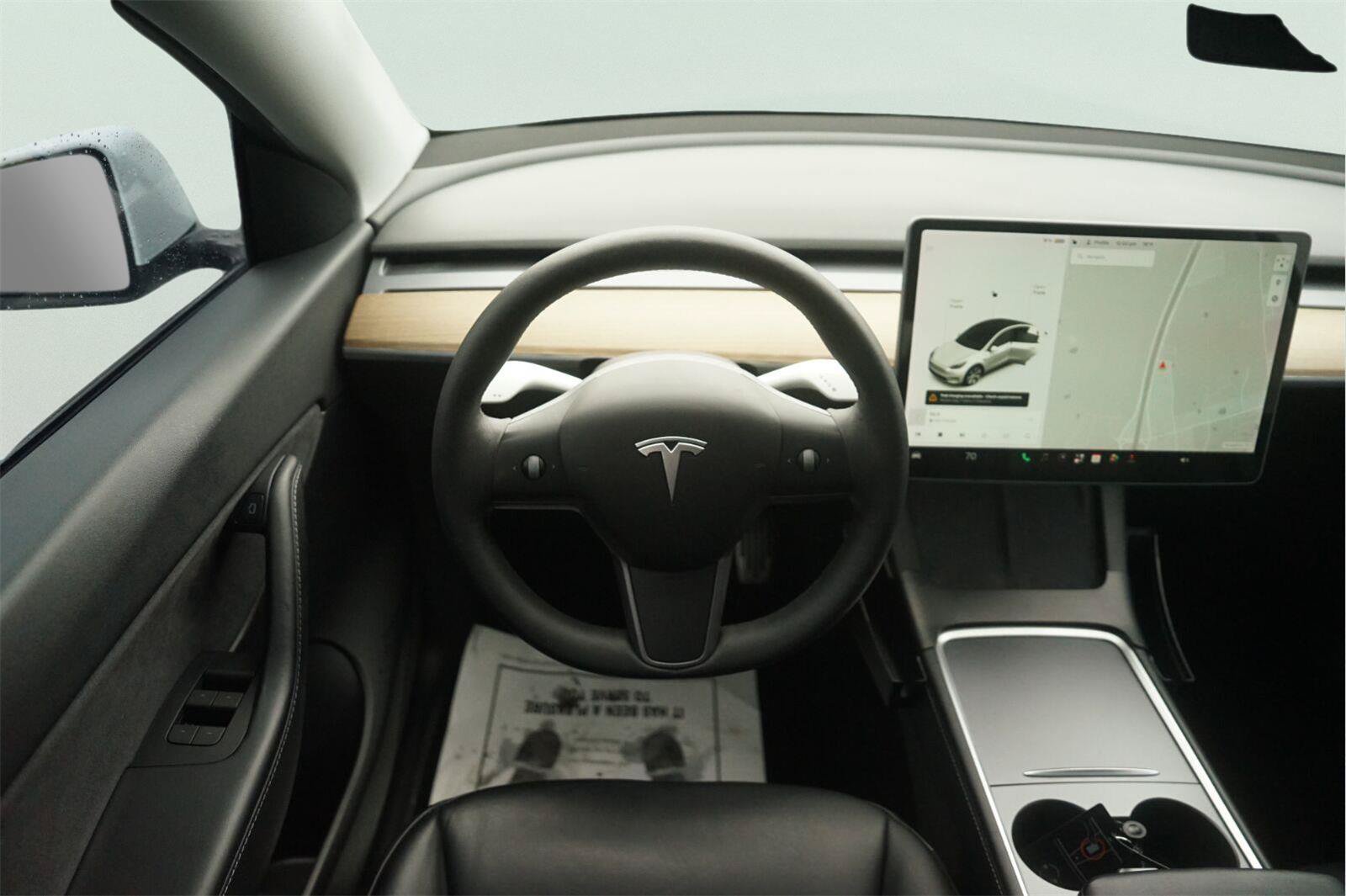 Used 2021 Tesla Model Y Long Range AWD/4WD image 22