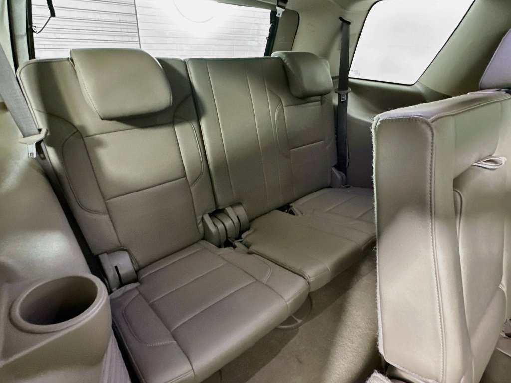 Used 2020 GMC Yukon SLT w/ Open Road Package AWD/4WD image 28