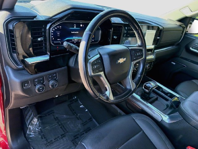 Used 2023 Chevrolet Silverado 1500 LTZ w/ LTZ Convenience Package II AWD/4WD image 24