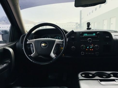 Used 2013 Chevrolet Silverado 3500 LT w/ Interior Plus Package image 9