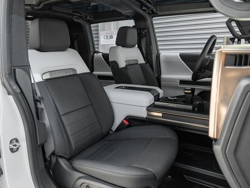 Used 2022 GMC Hummer EV Edition 1 w/ LPO, Illumination Package image 20