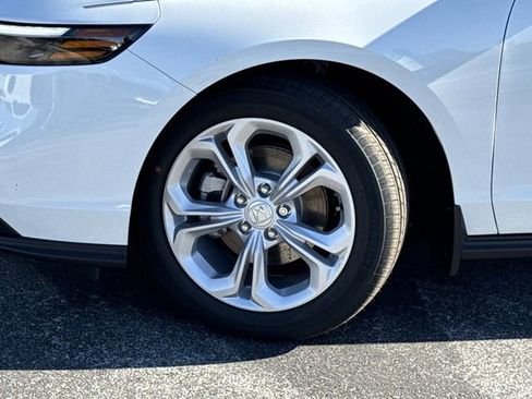 New 2025 Honda Accord LX image 34