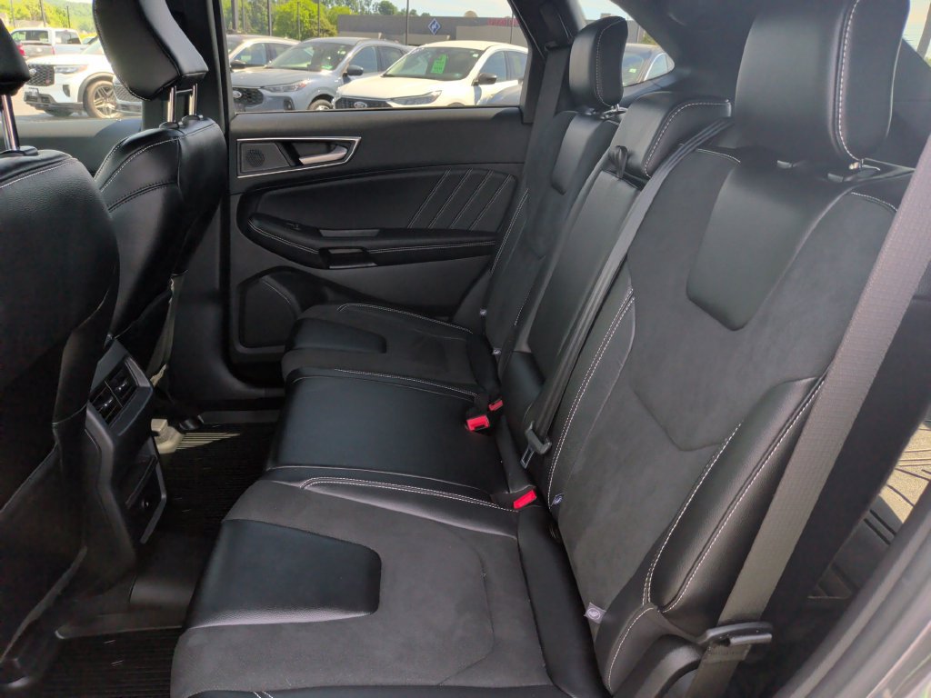 Certified 2023 Ford Edge ST AWD/4WD image 6
