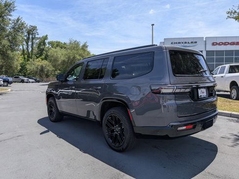 New 2026 Jeep Grand Wagoneer Limited AWD/4WD image 5