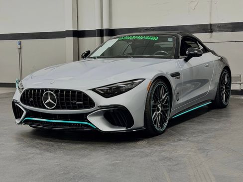 Used 2024 Mercedes-Benz SL 63 AMG 4MATIC image 7
