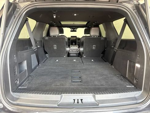 Used 2024 Ford Expedition Max Limited AWD/4WD image 24