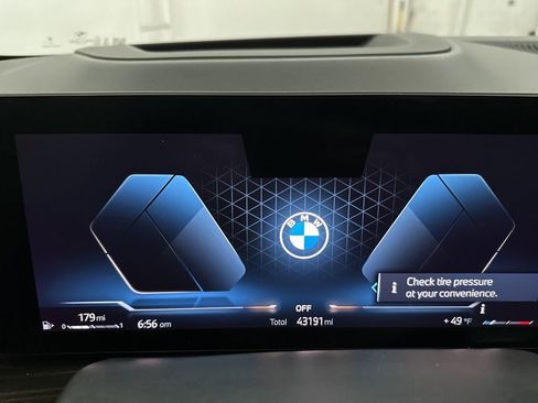 Used 2024 BMW X6 xDrive40i image 13