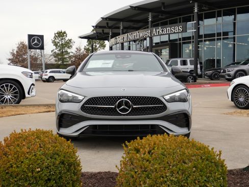 New 2026 Mercedes-Benz CLE 450 4MATIC Coupe image 2