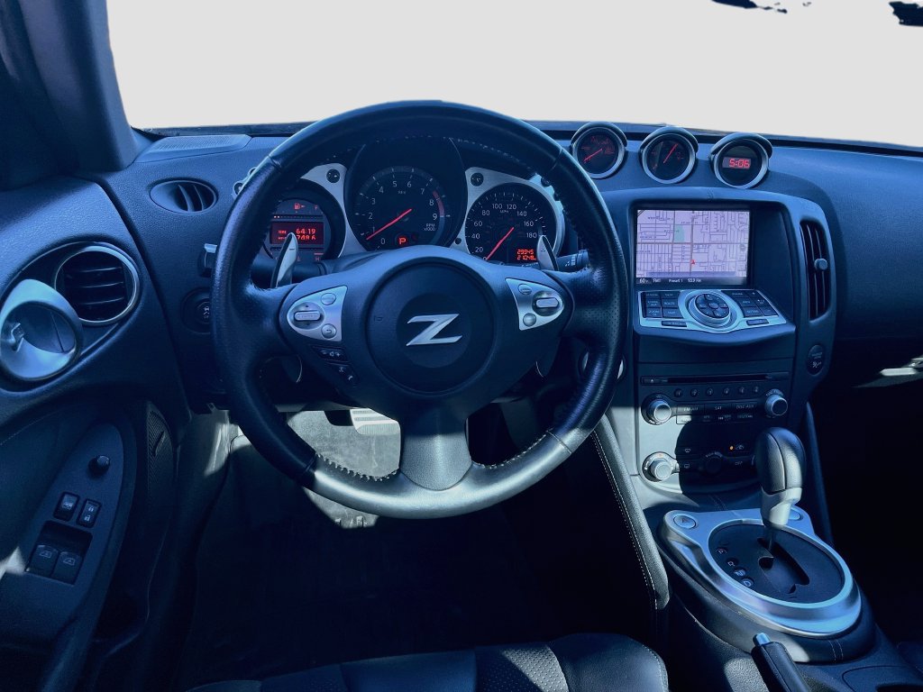 Used 2020 Nissan 370Z Touring Sport RWD image 23