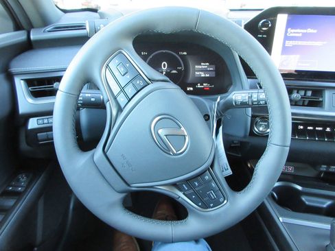 New 2025 Lexus UX 300h 300h Premium image 33