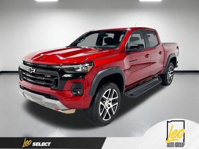 Used 2023 Chevrolet Colorado Z71 w/ Z71 Convenience Package 2