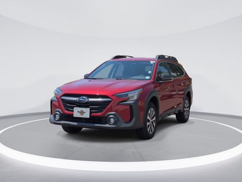 Certified 2025 Subaru Outback Premium AWD/4WD image 3