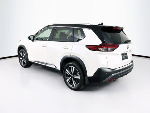 Used 2023 Nissan Rogue SL FWD image 5