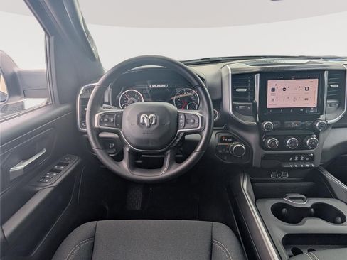 New 2026 RAM 1500 Express AWD/4WD image 12